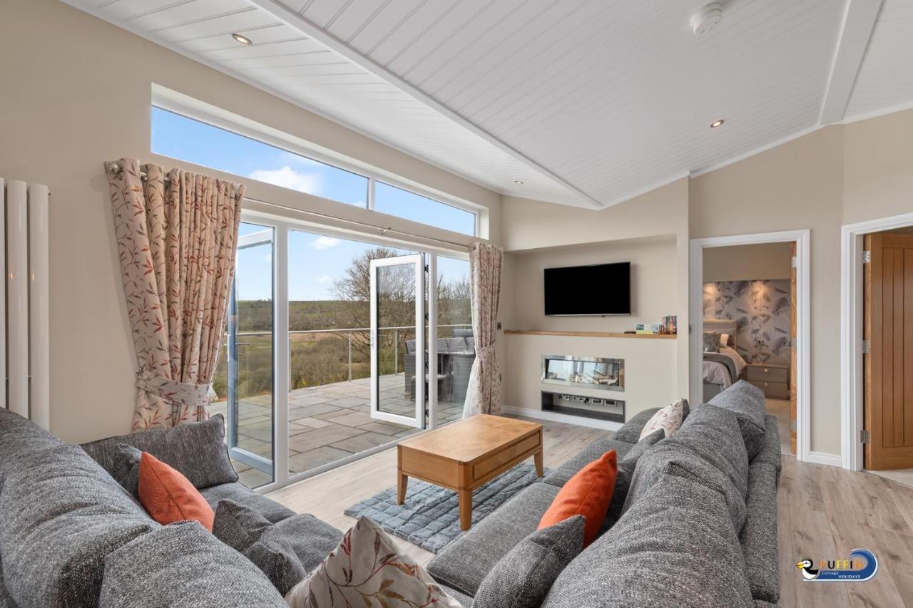 Valley View Lodge - Luxury Lodge, Hot Tub, Close To Beach Penally Buitenkant foto
