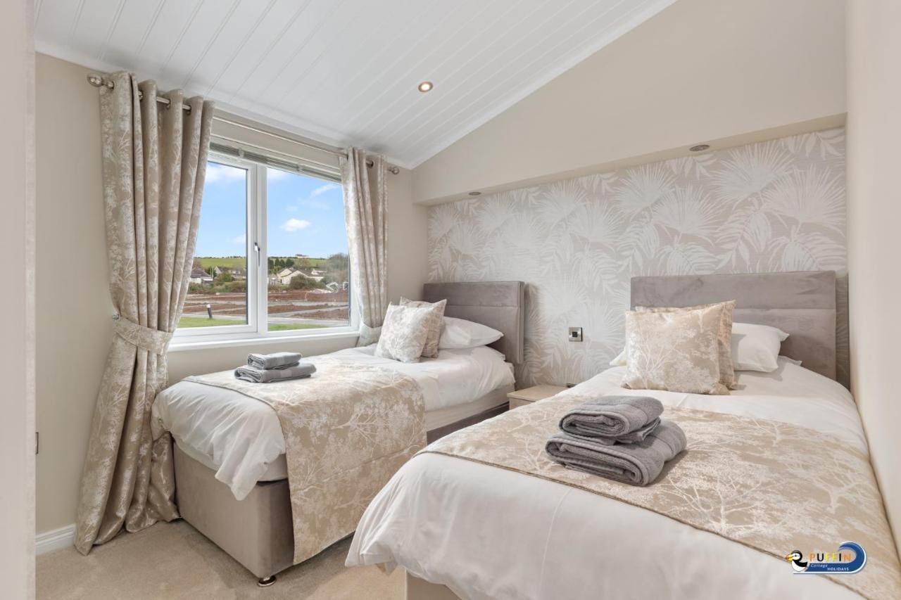 Valley View Lodge - Luxury Lodge, Hot Tub, Close To Beach Penally Buitenkant foto